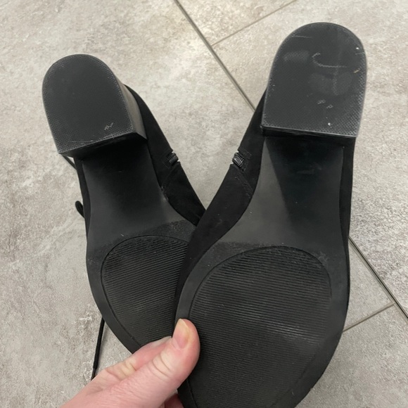 APT 9 black high heel tie up shoes booties SZ 9 - Picture 4 of 6